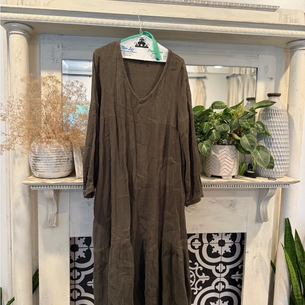 7 For All Mankind Olive V-Neck Midi Tiered Dress